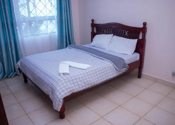 Strategically Located 3 Bedroom Apartment 15Minutes From The Airport