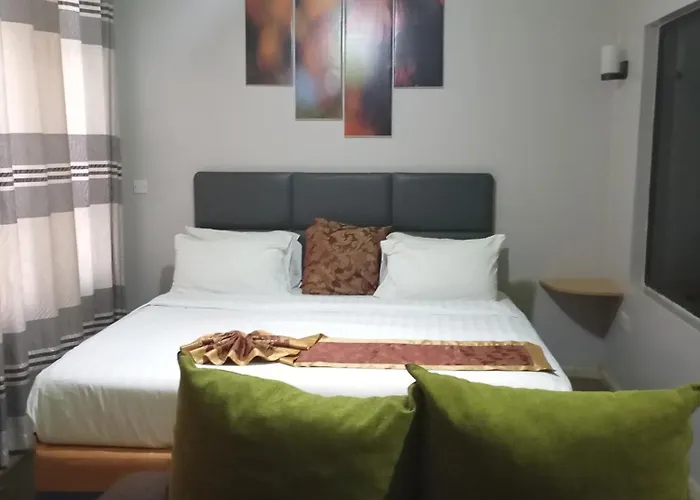 Maple Inn Hotel