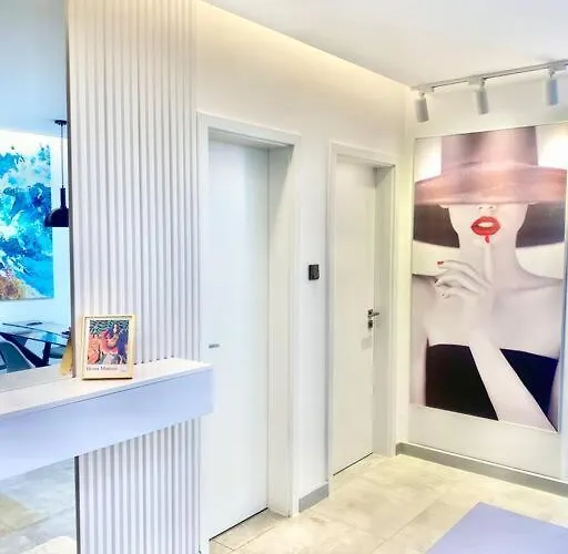 The Sunset Loft - World-Class Stylish 1 Bedroom Apartment