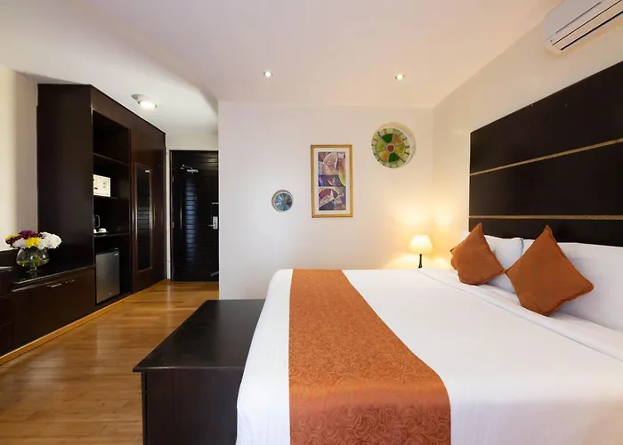 The Monarch Hotel