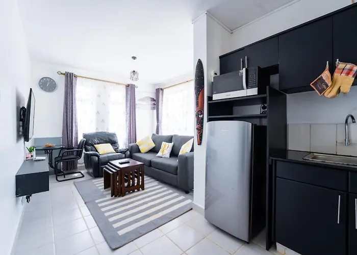 Blissful And Comfy 1 Bedroom Apartment With Pool ,Netflix And Gym