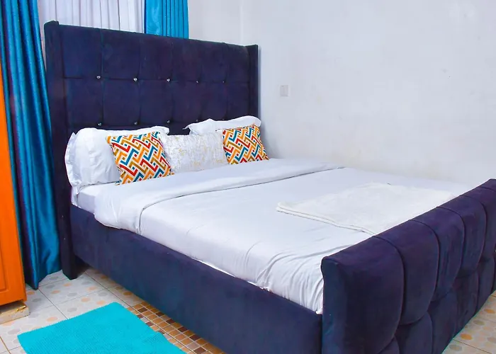 Posh Homes One Bedroom,Trm Drive 721-390-856