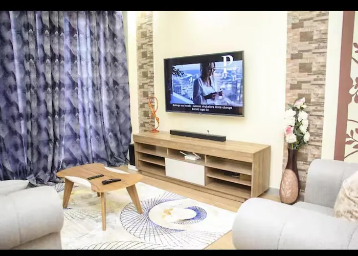 Modern Retreat Apartment With Heated Swimming Fully Equipped Gym Private Parking Space And A Relaxing Rooftop With Amazing City Views