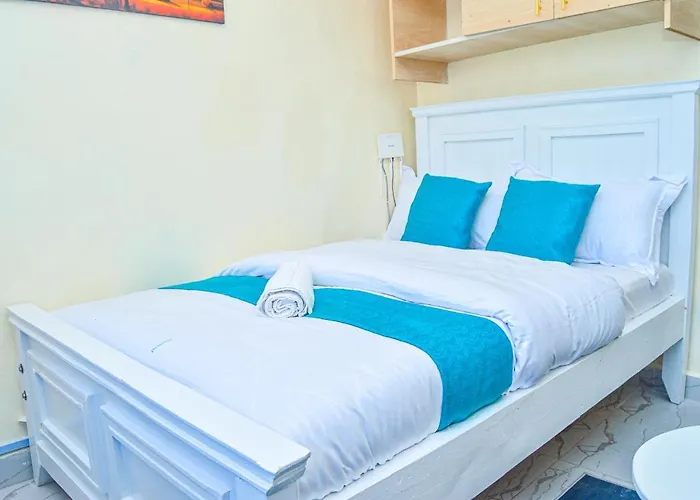 Alys Haven Furnished Studio Apartment South B, Sana Sana