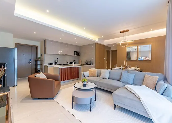 Executive 2Br Apartment At The Gtc Residence