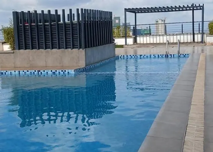 Roseville Apartments