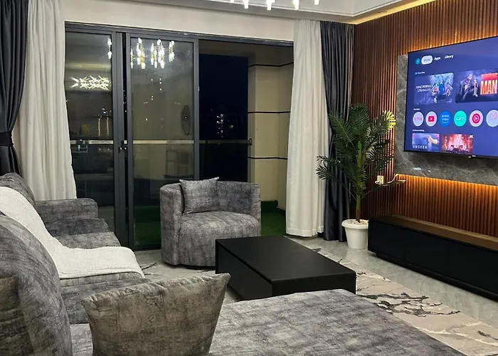 A Spacious 1Bedroom Ruaka