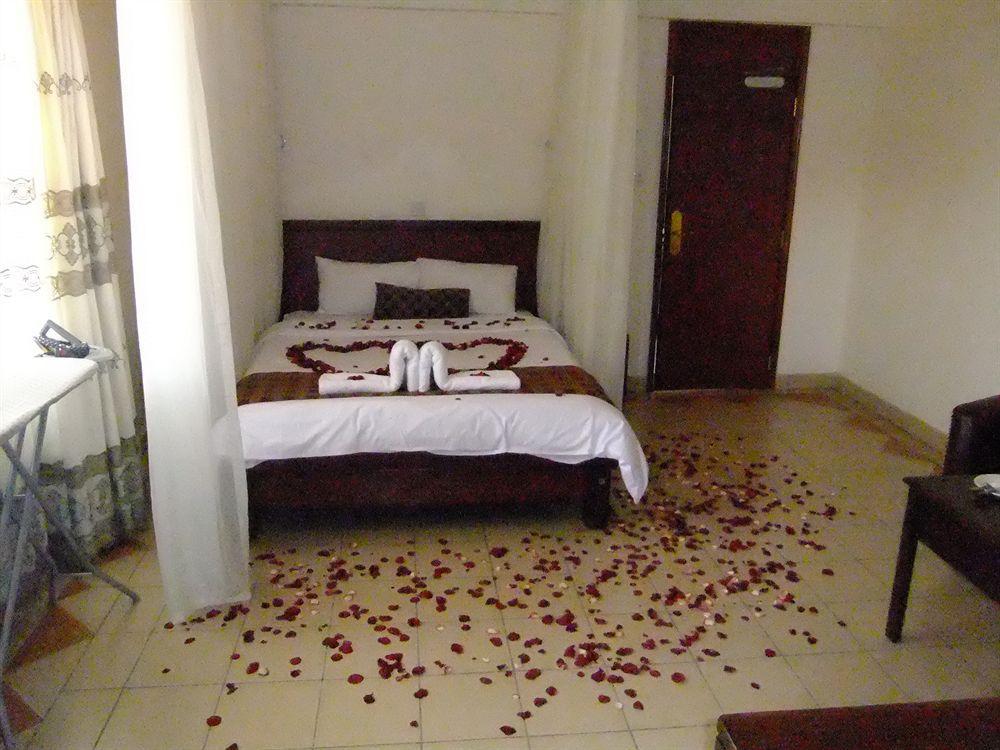 Hennessis Hotel Nairobi