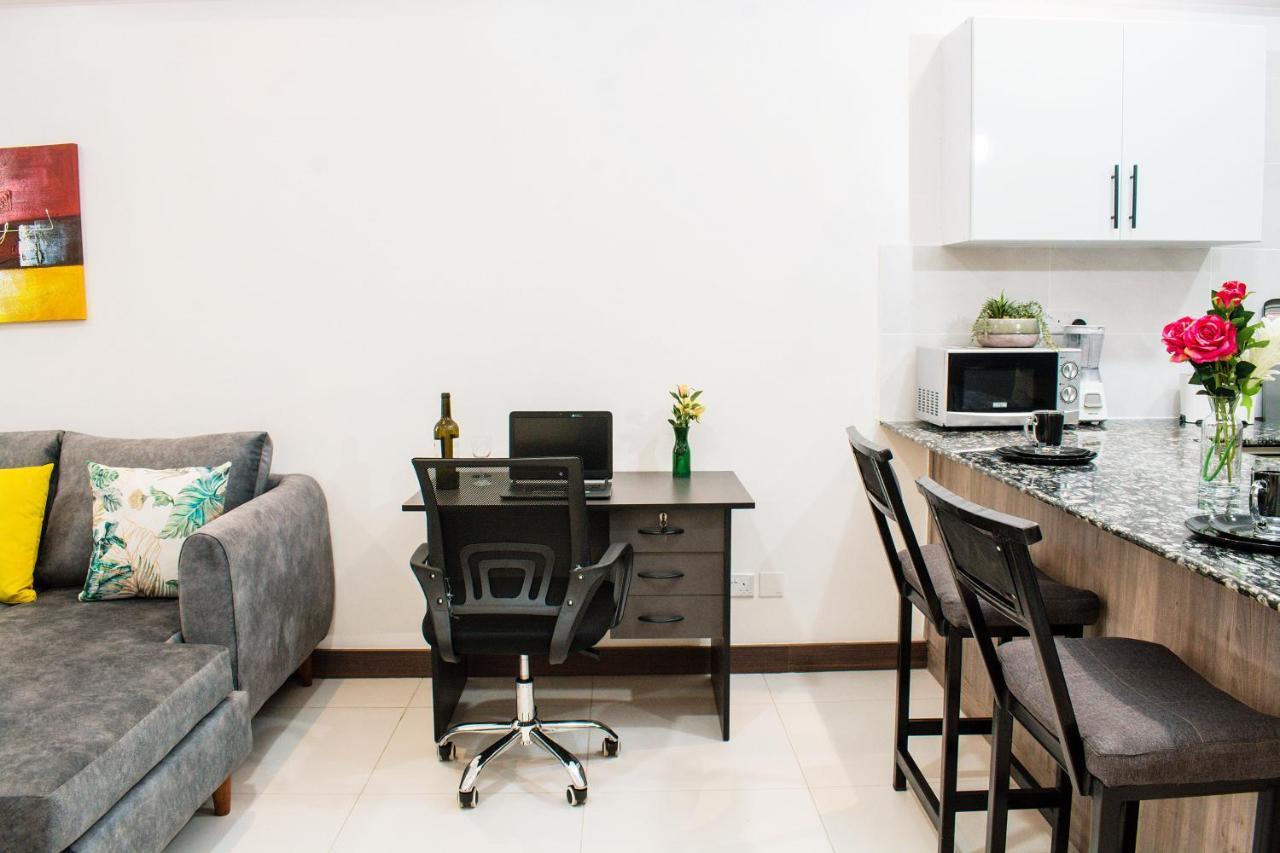 Silverstone -modern Living 1 Bedroom Near Yaya - Gym&pool Apartment
