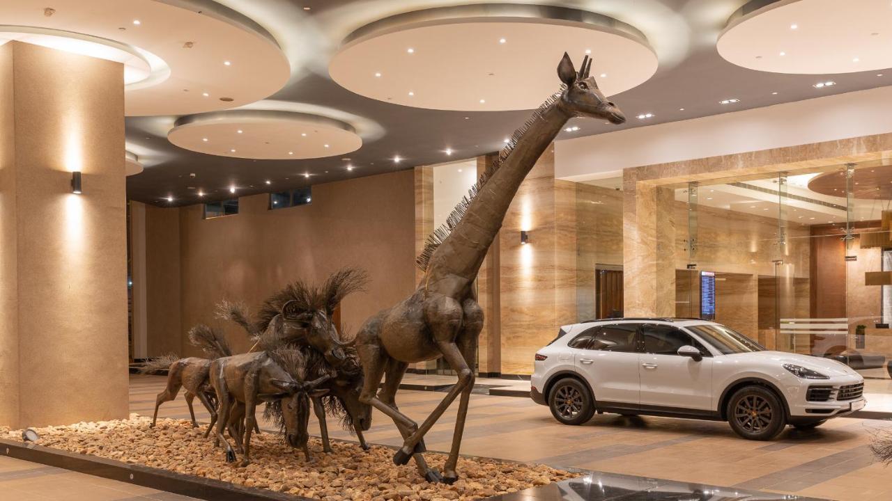 Hotel Emara Ole-sereni 5*