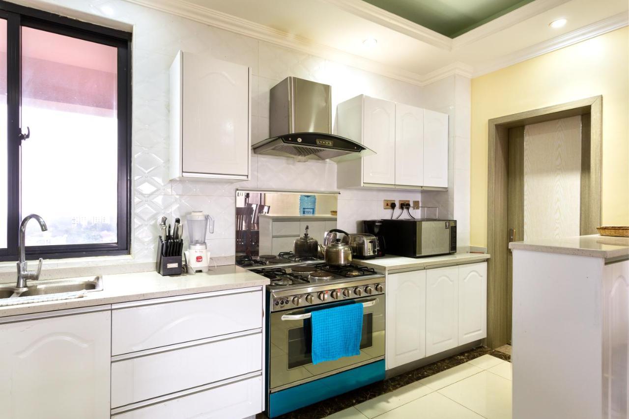 Crest Park Apartment *