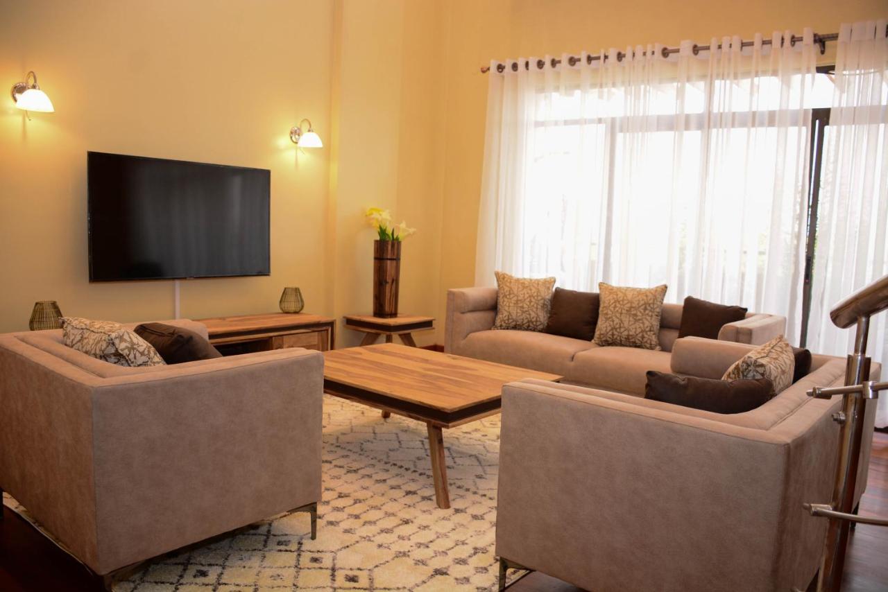 Guest house Lux Westlands Penthouse *