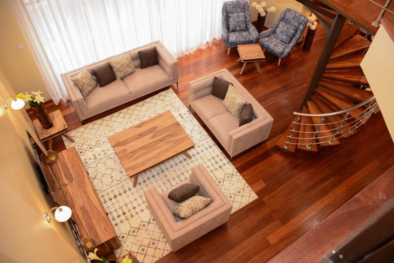 Lux Westlands Penthouse *