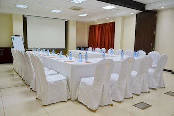 Qaribu Boutique Hotel