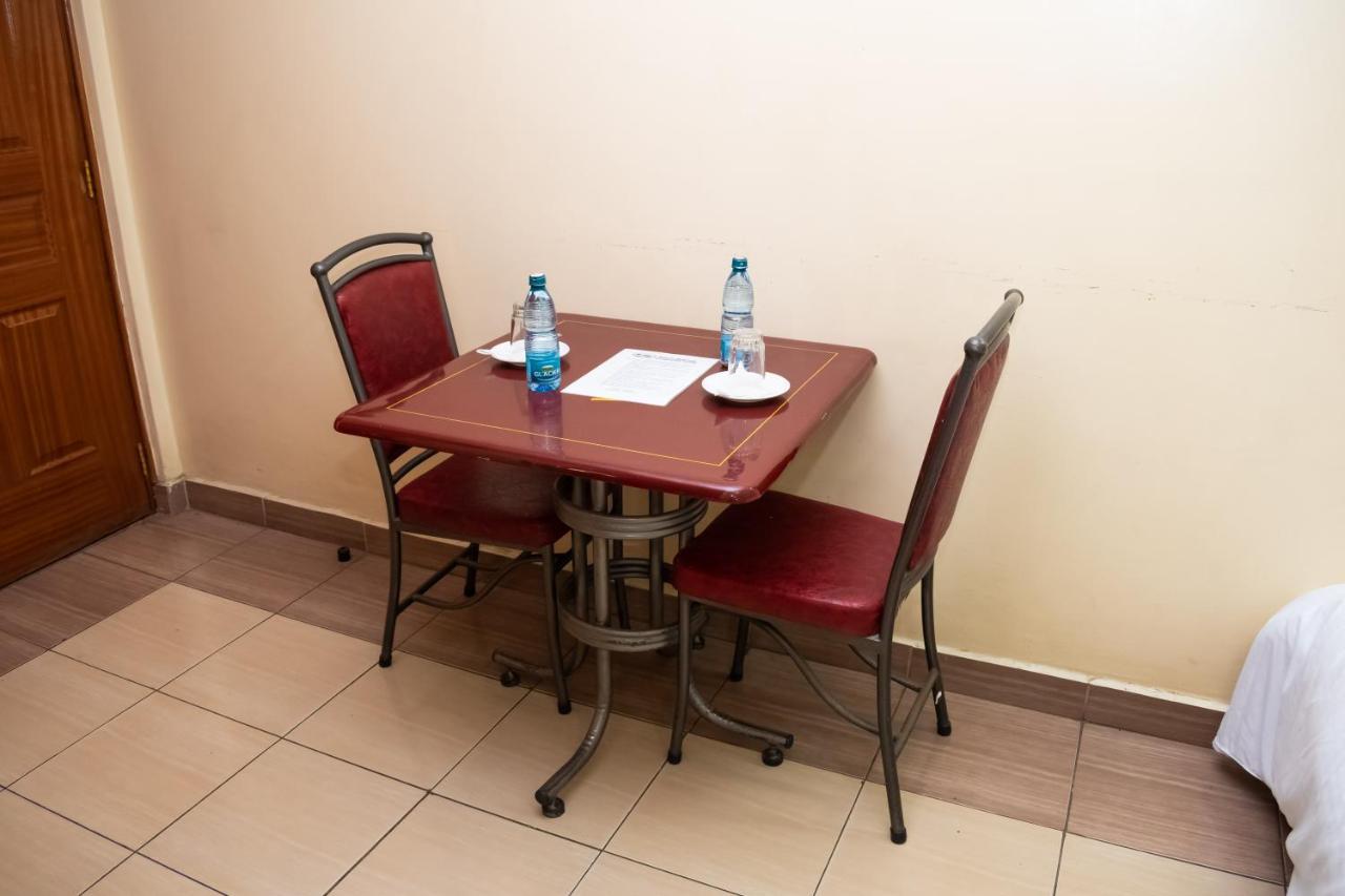 Hotel Ngara Riverside 2*