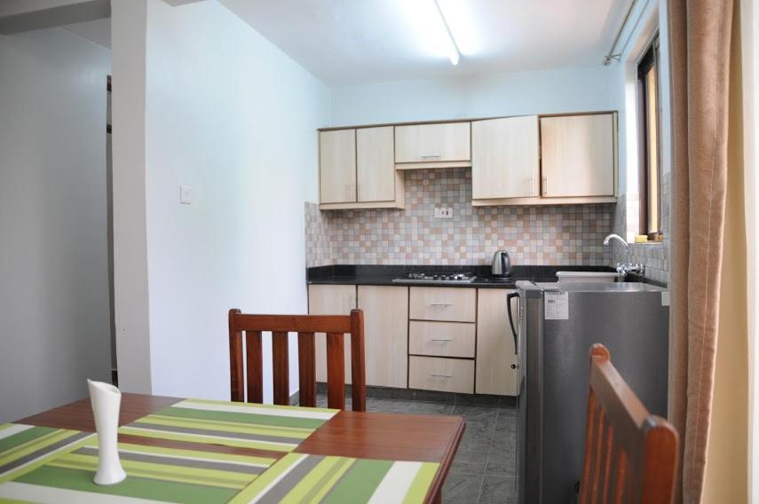 Tanga Suites *