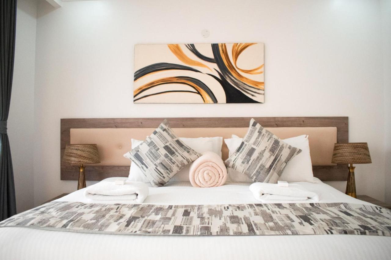 Sebuleni Riverside Aparthotel