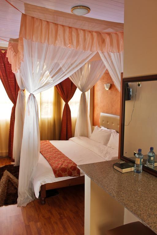 Hotel Pearl Palace