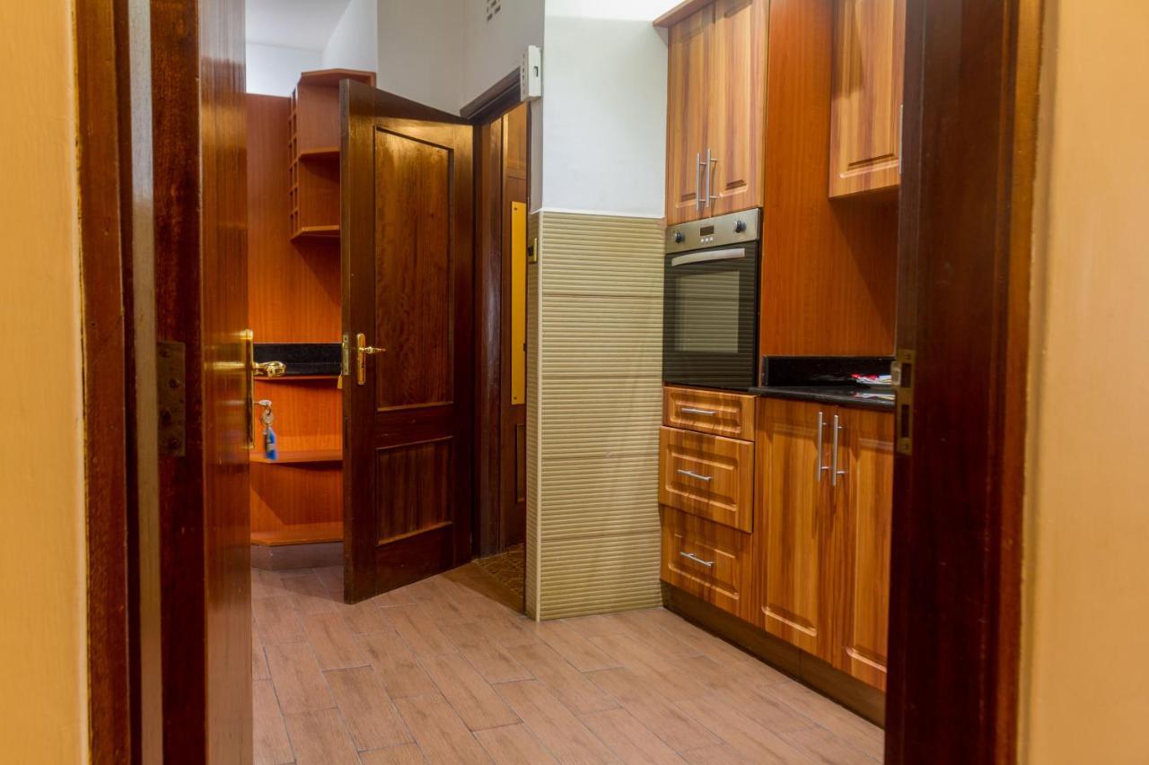 Mimosa Court 3*