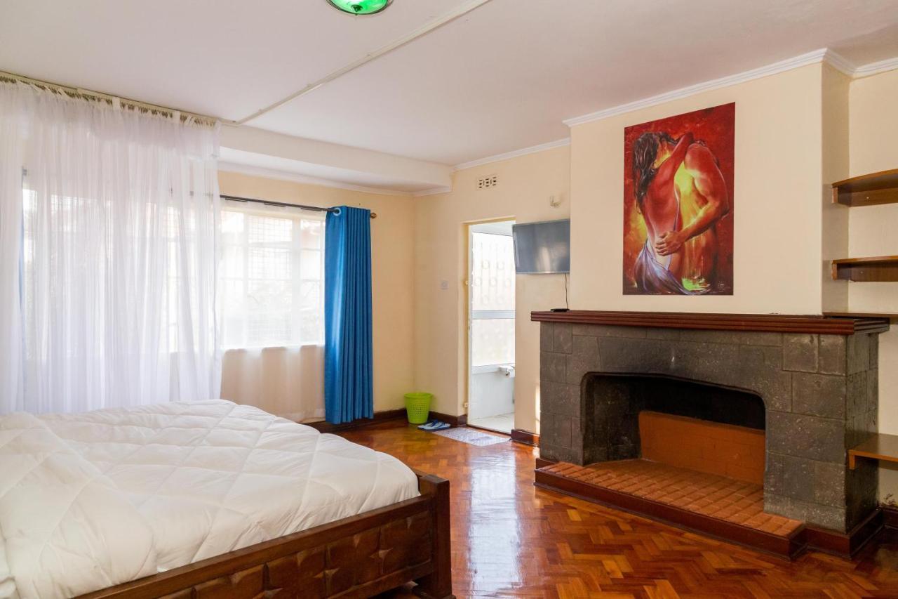 Celio Jardine Lavington Guest house 2*