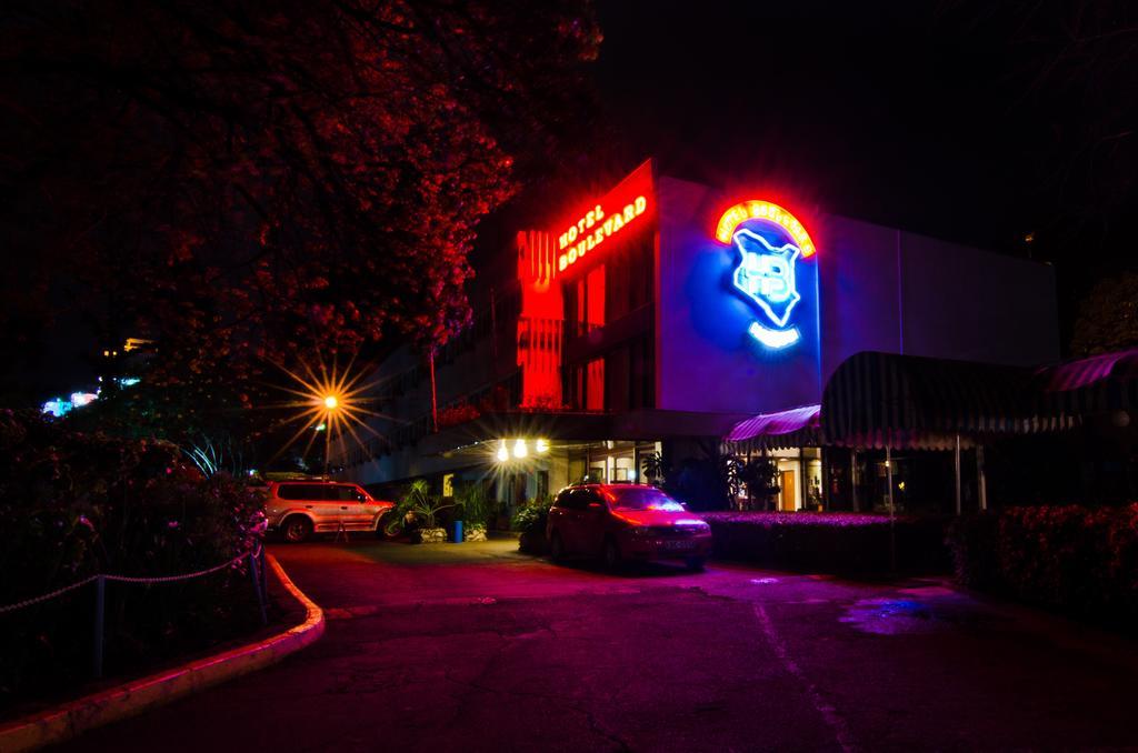 Hotel Sentrim Boulevard 4*