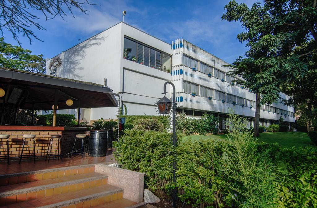 Sentrim Boulevard Hotel 4*