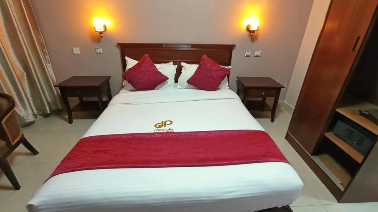 Hotel Decale Palace 3*
