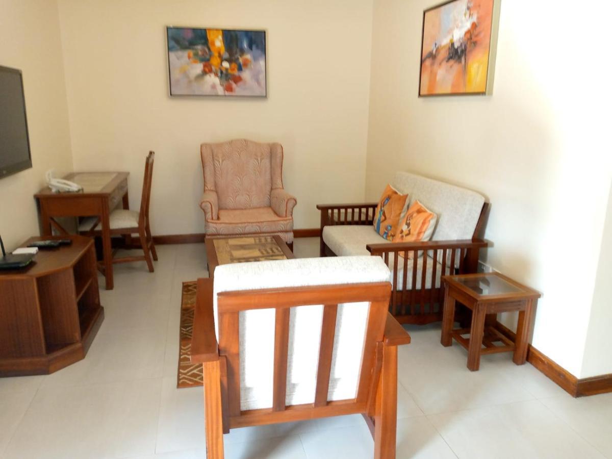 Lux Westlands Business * Nairobi