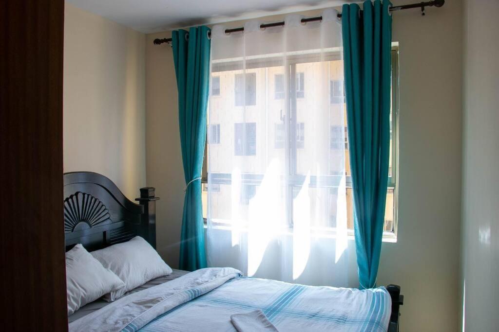 Apartment Lovely Fully Furnished And Serviced 4-bedroom *