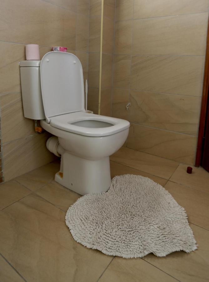 Esao Airport Suites *
