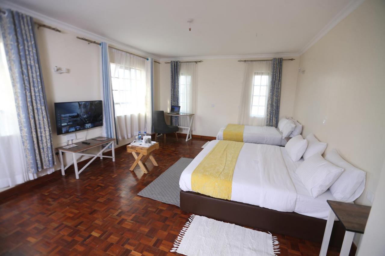 Esao Airport Suites Homestay *