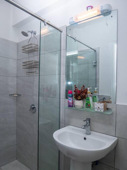 Nyumba Nzuri 2 Bedroom Central Of Nbo Apartamento *