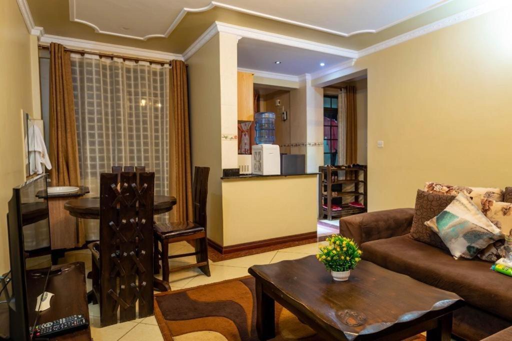 Gracious Apartment