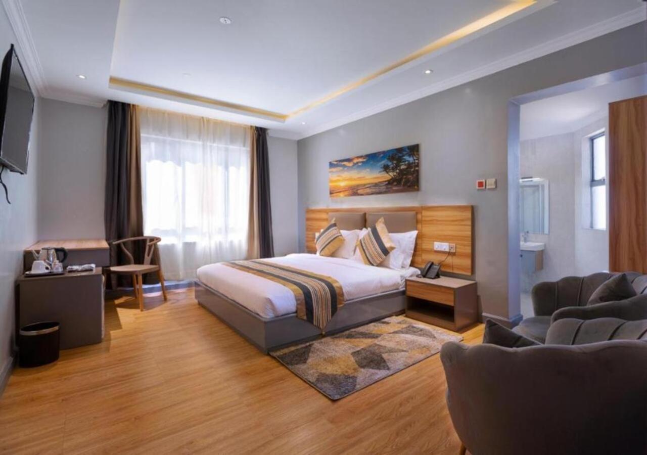 Raha - Westlands Hotel 4*