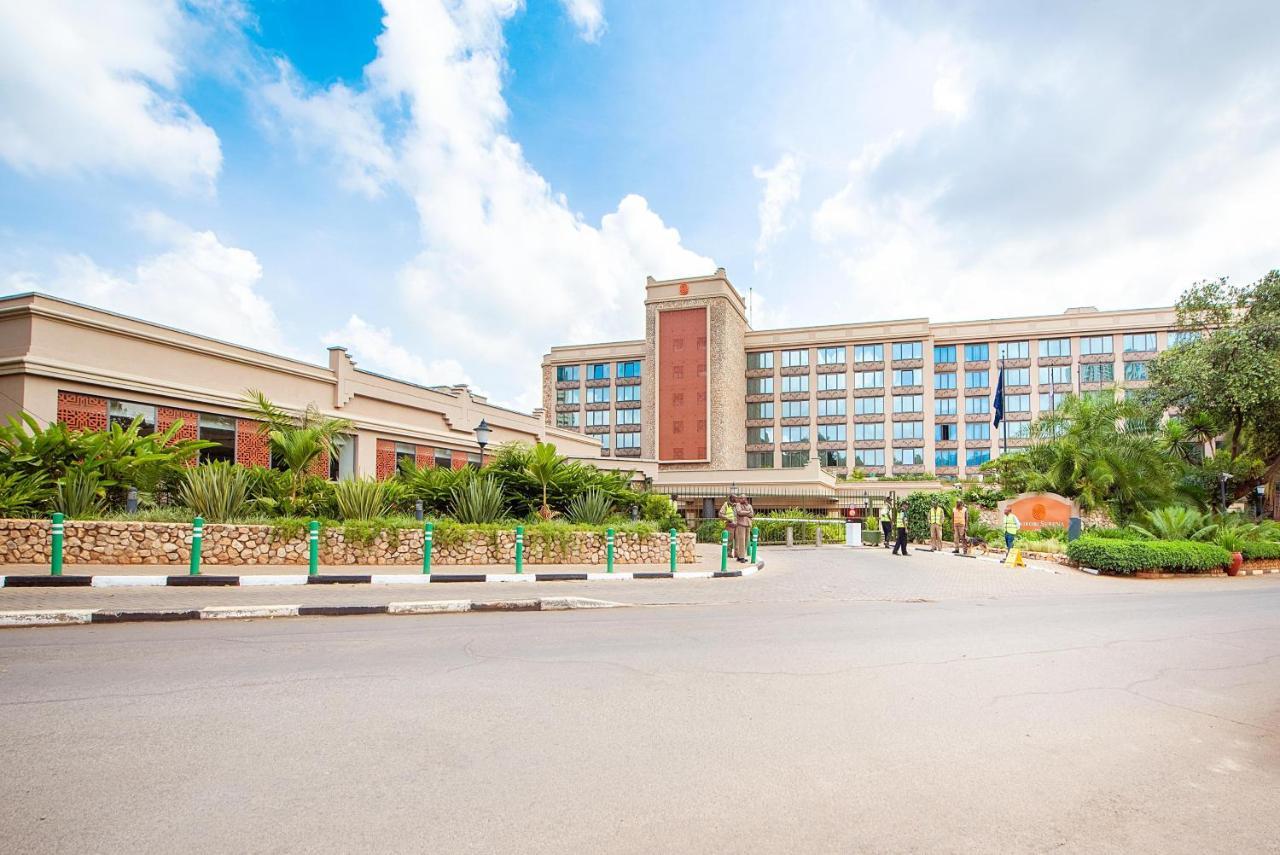 Serena Hotel