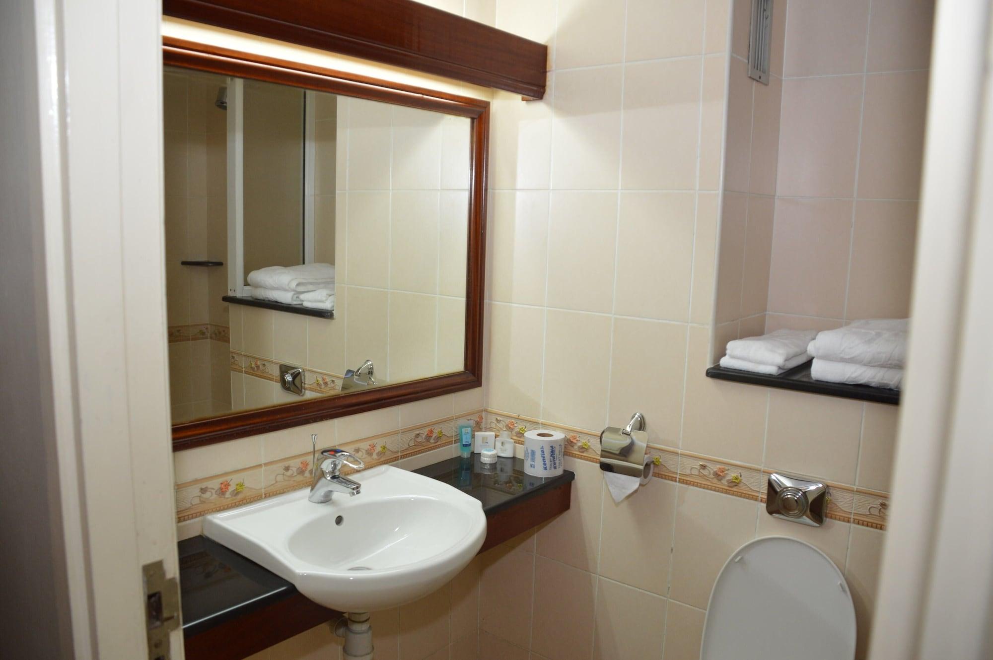 Hotel Sentrim 680