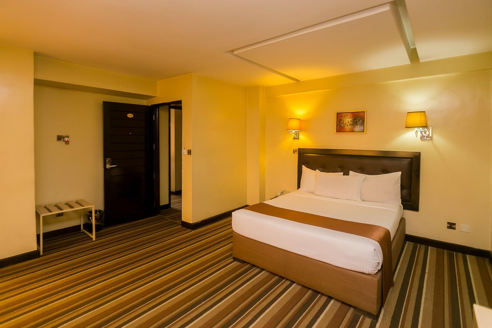 The Clarion Hotel 3*