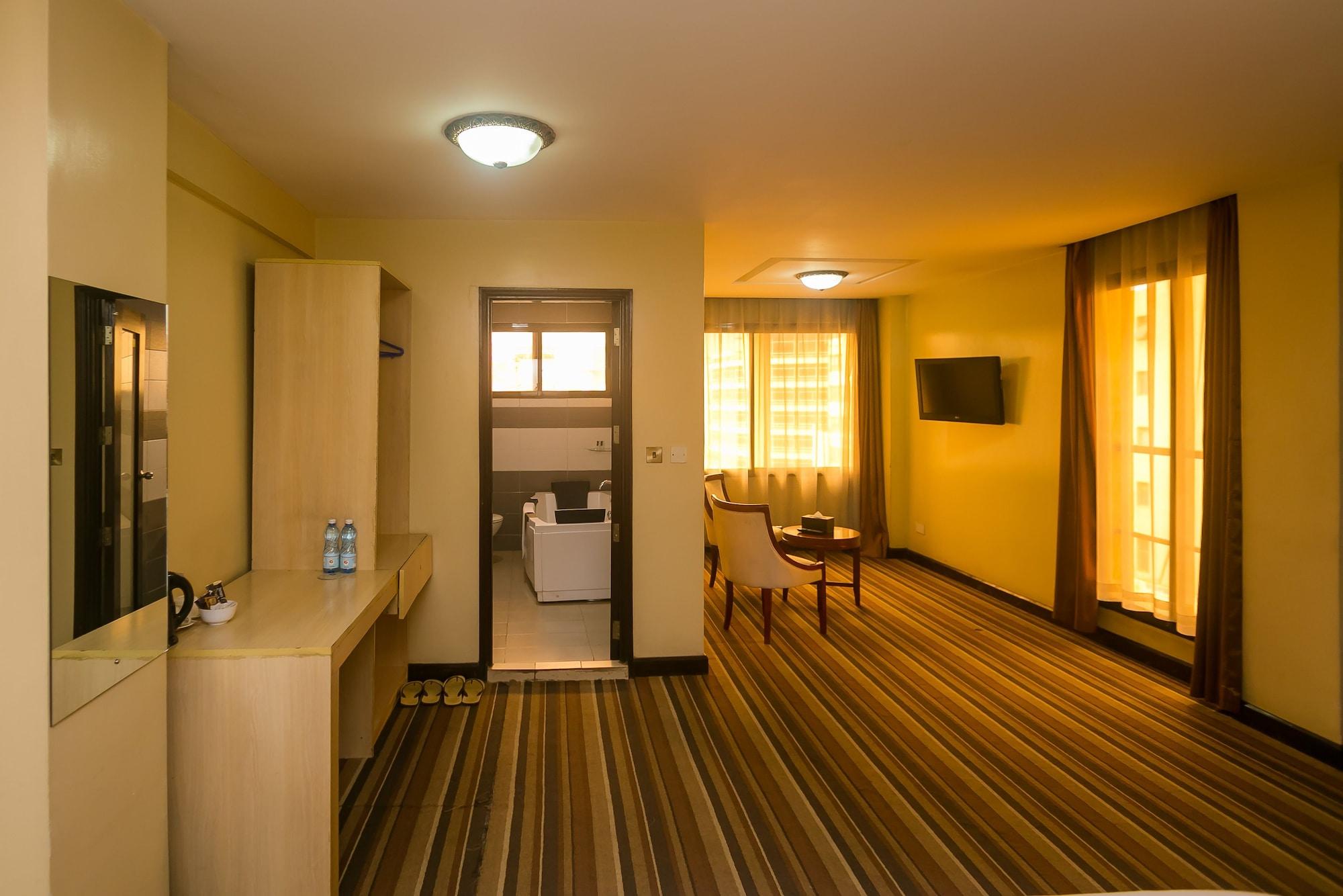 The Clarion Hotel 3*
