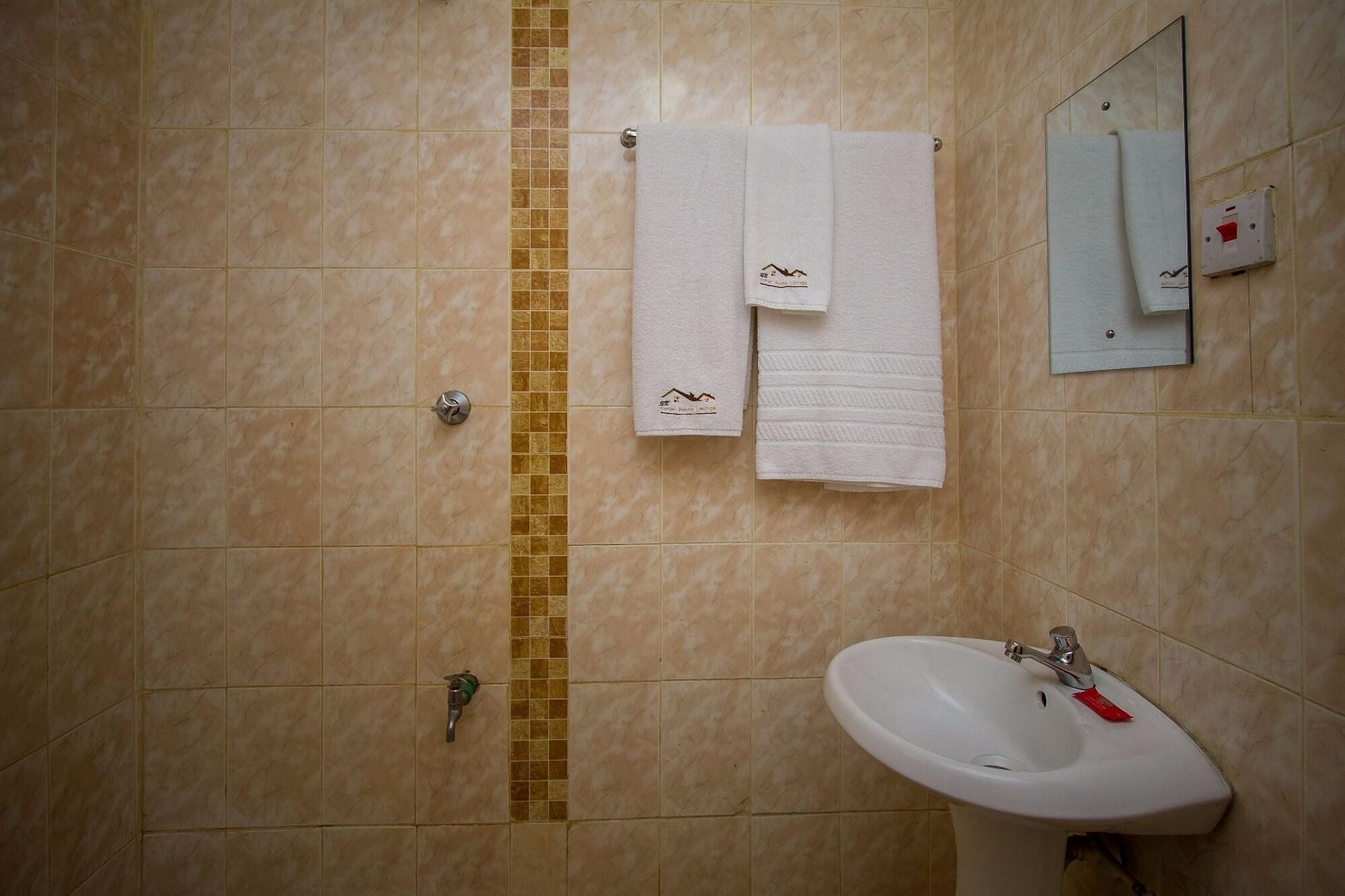 Hotel Konar House Kilimani 2*