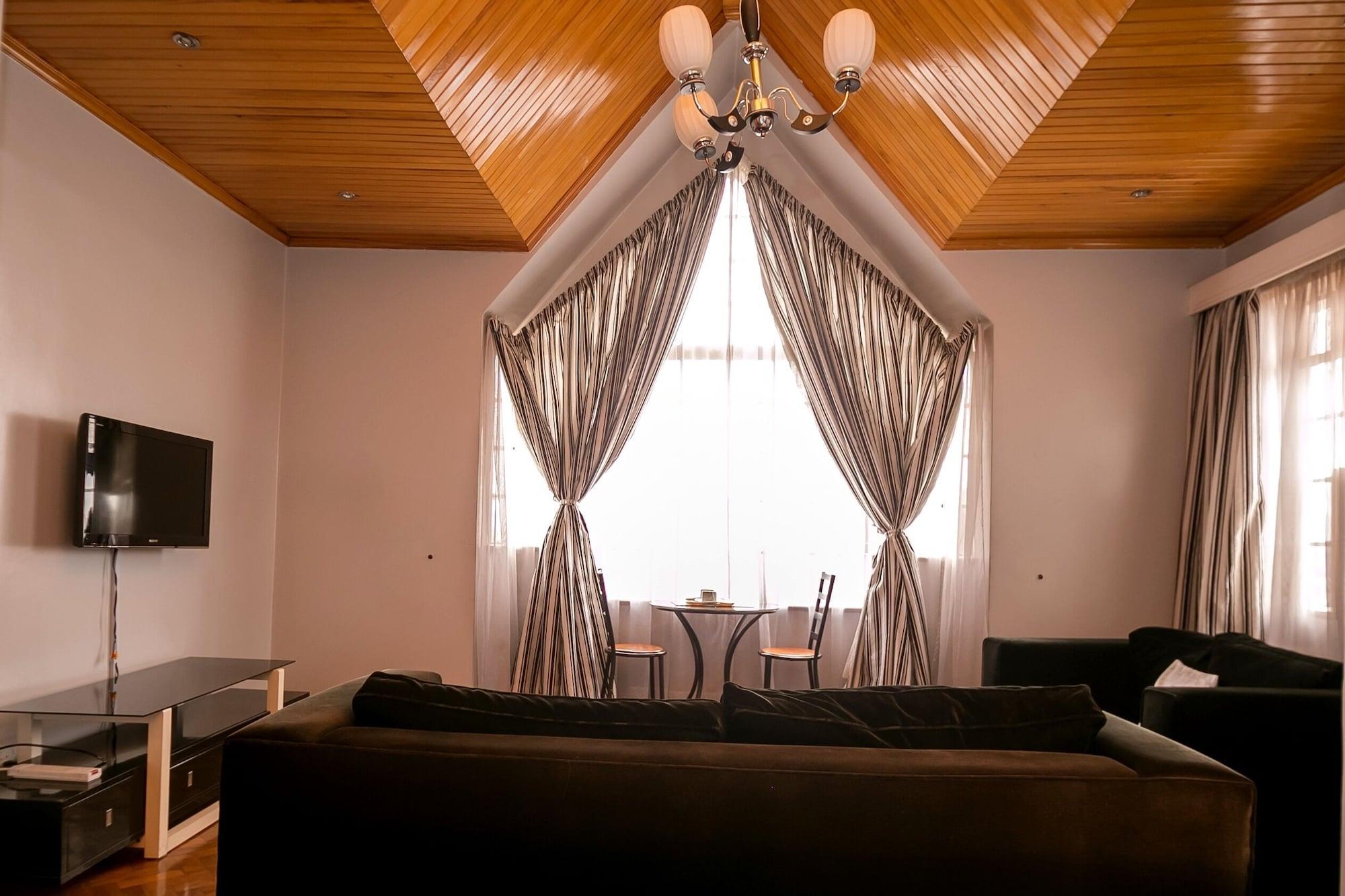 Meltonia Luxury Aparthotel