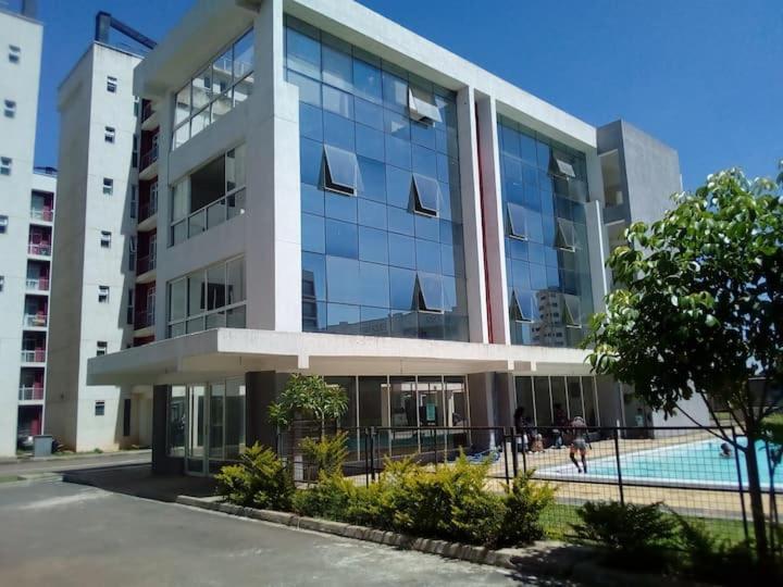 Cosy Studio With Swimming Pool, Free Parking *