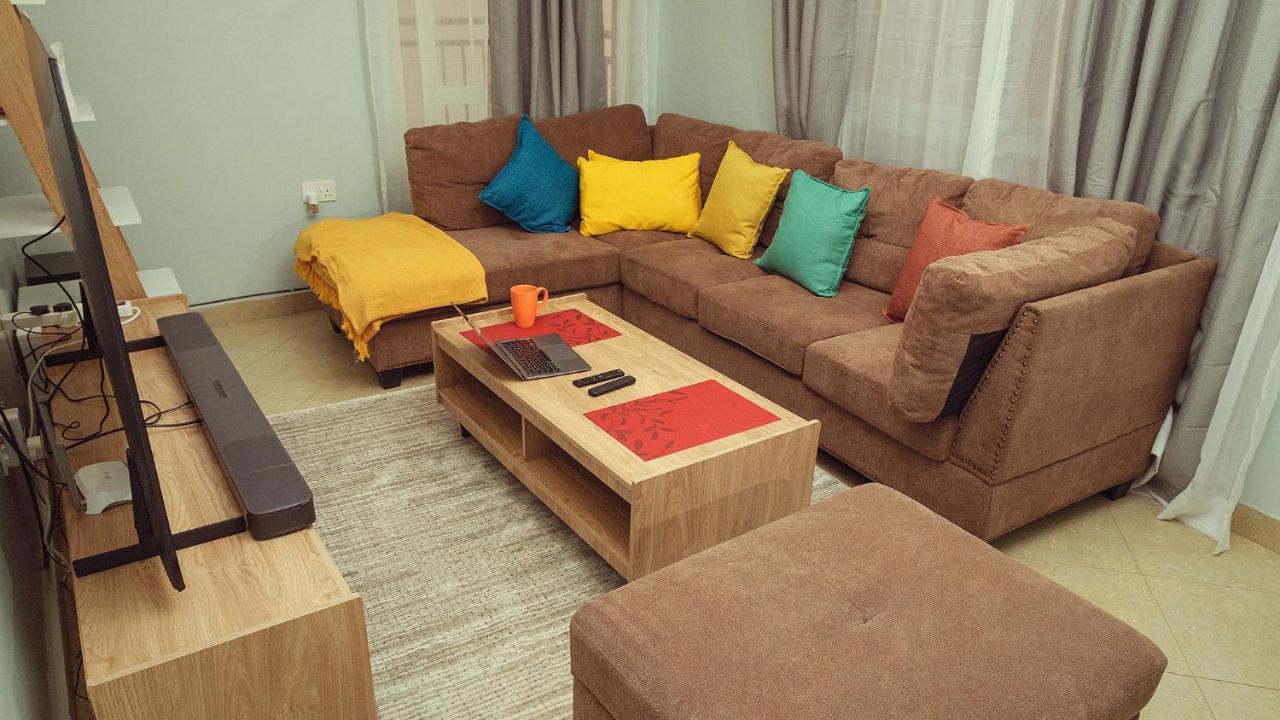 802 Deluxe , King-bed Luxury Ruiru , Eastern By Pass Apartment Nairobi