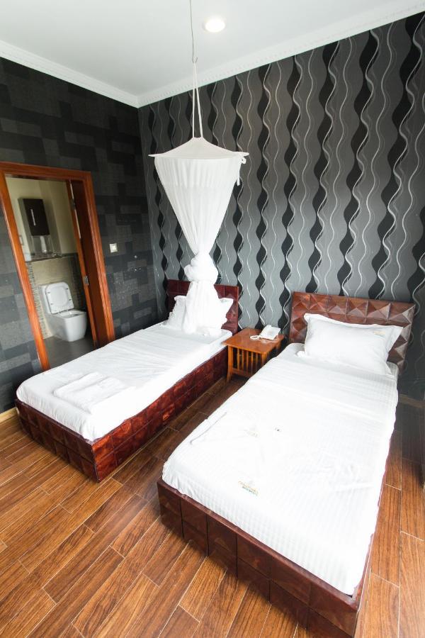 Shayona Limited Apartment *