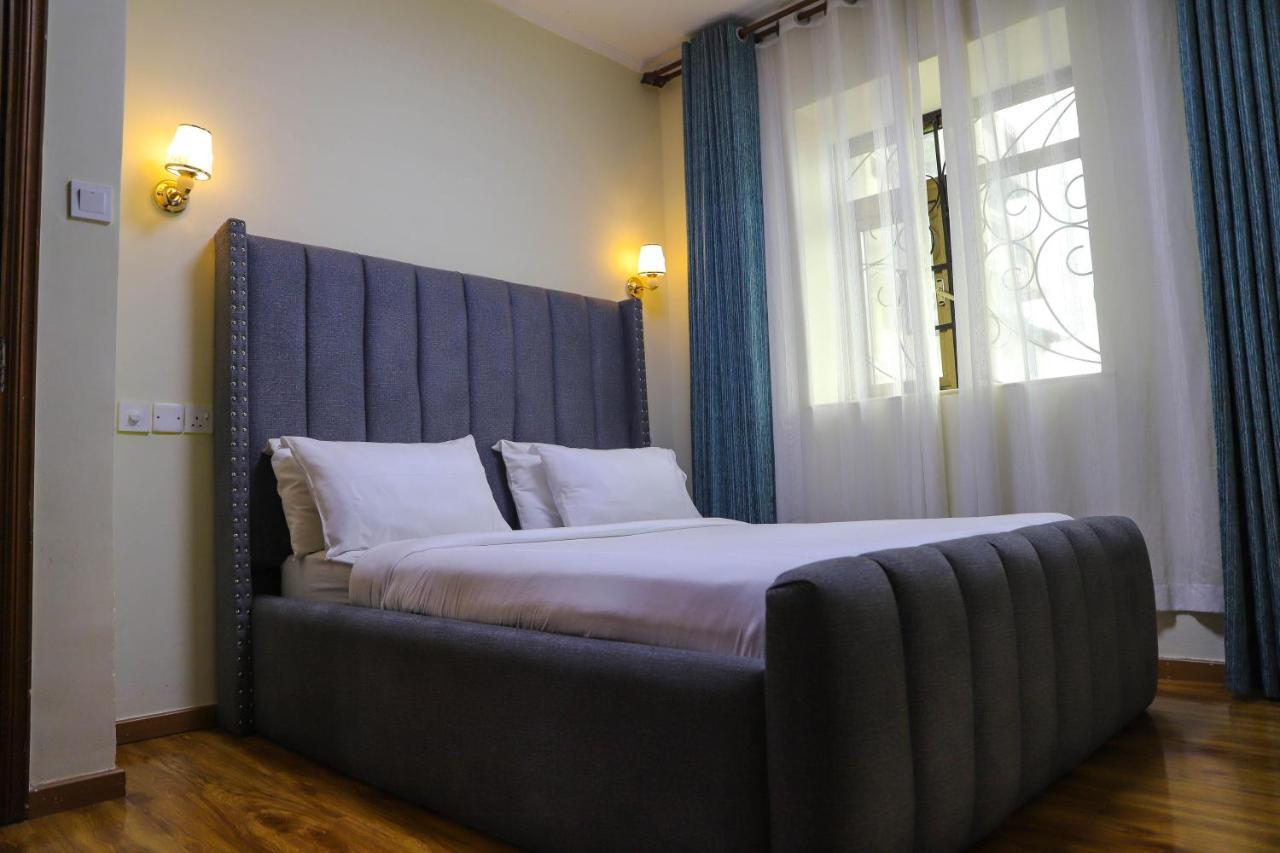 Lavish All Ensuite 2-bedroom With A Pool Apartment Nairobi