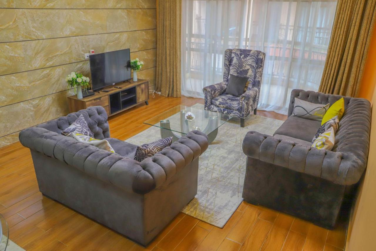 Apartment Lavish All Ensuite 2-bedroom With A Pool *