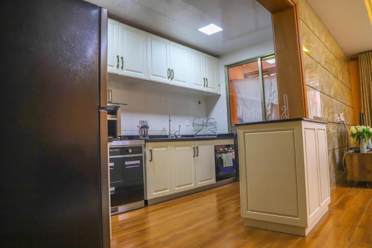 Lavish All Ensuite 2-bedroom With A Pool Apartment