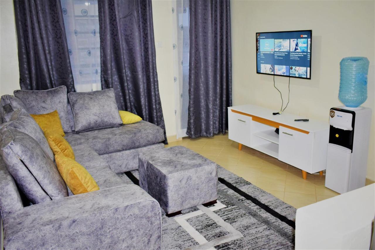 One Bedroom Apt At Epic Brownstone Kitisuru Apartment *