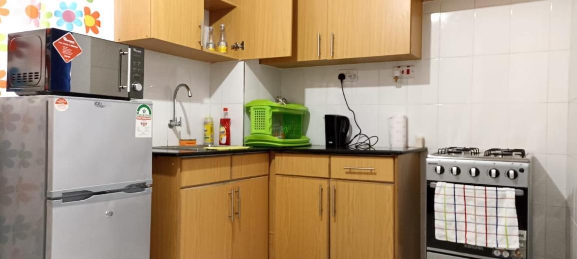 Bed & Breakfast 1 Bedroom - Racecourse Gardens Nairobi