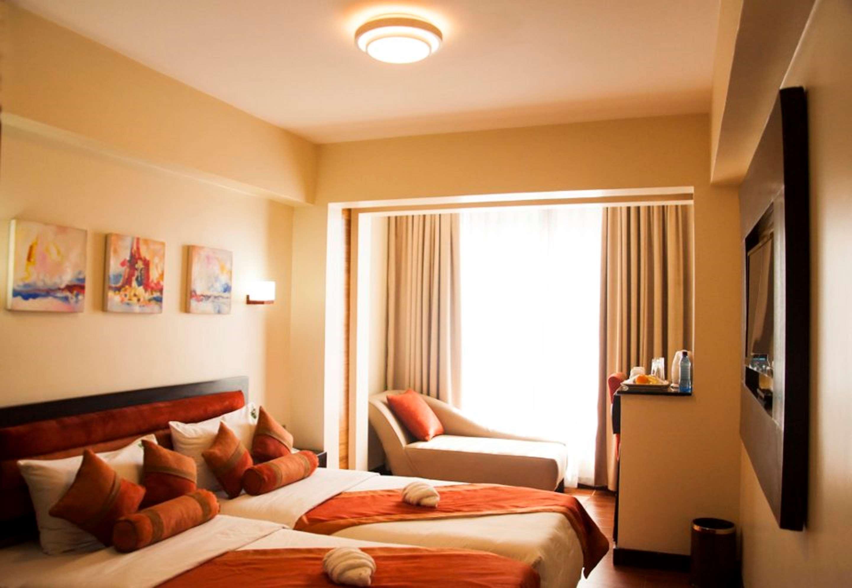 Hotel Western Meridian 4*
