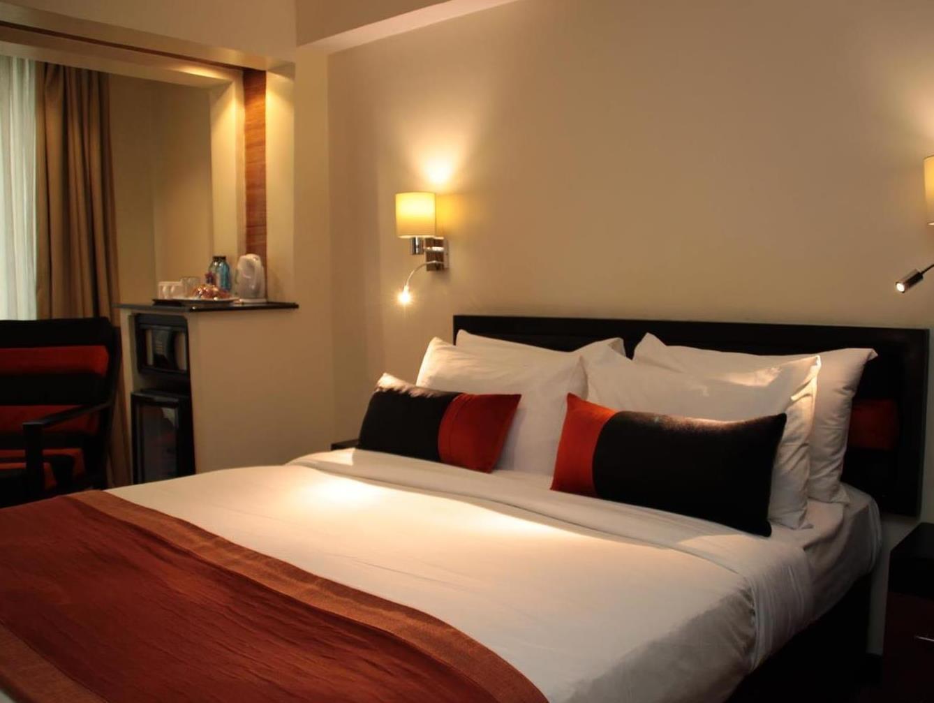 Hotel Western Meridian 4*